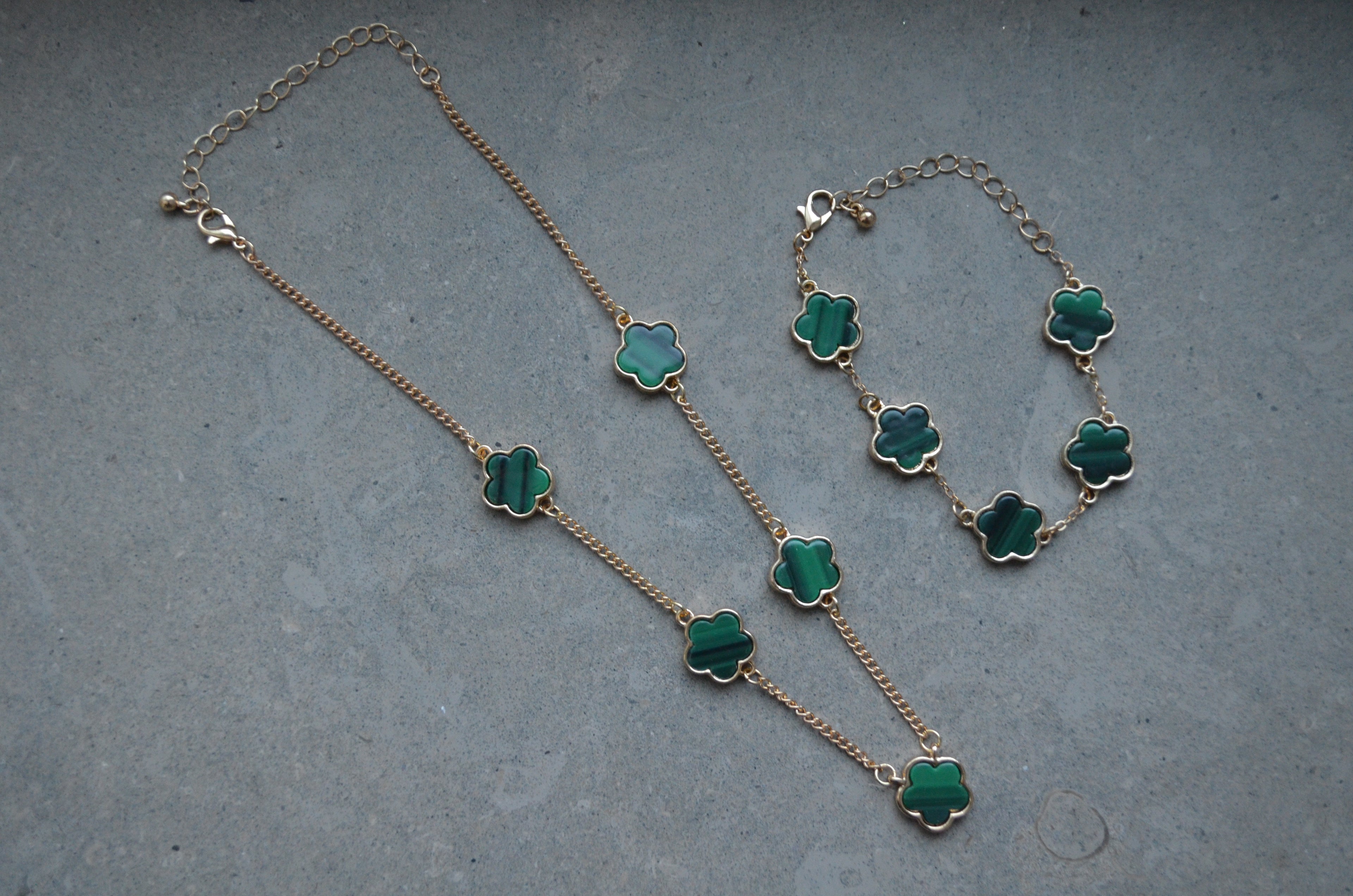 Golden Flower 18 K Green