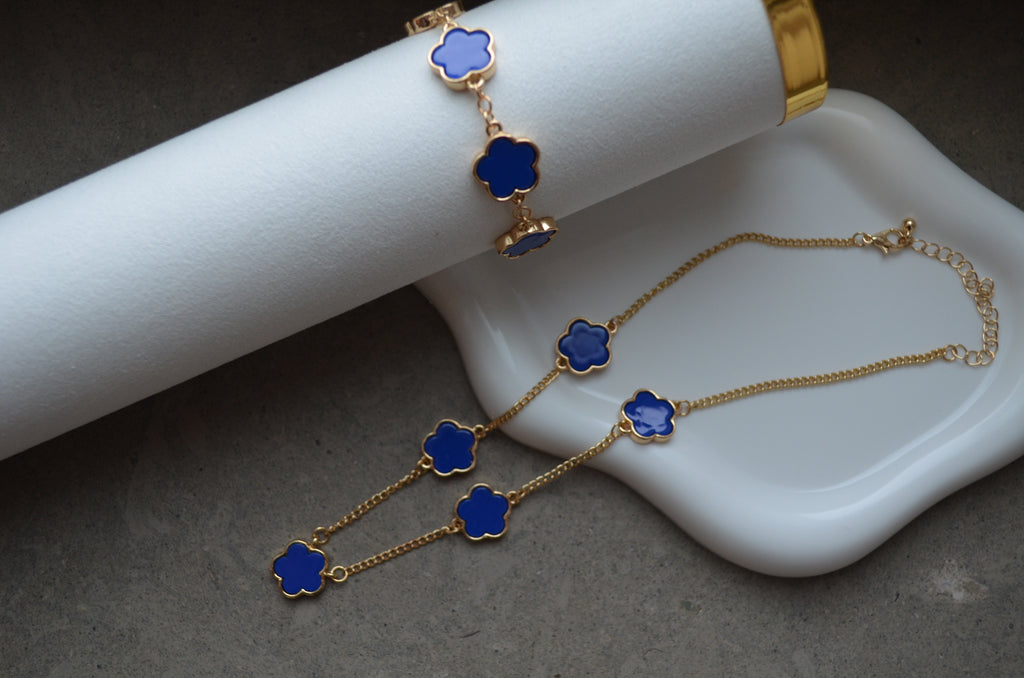 Golden Flower 18 K Sea Blue